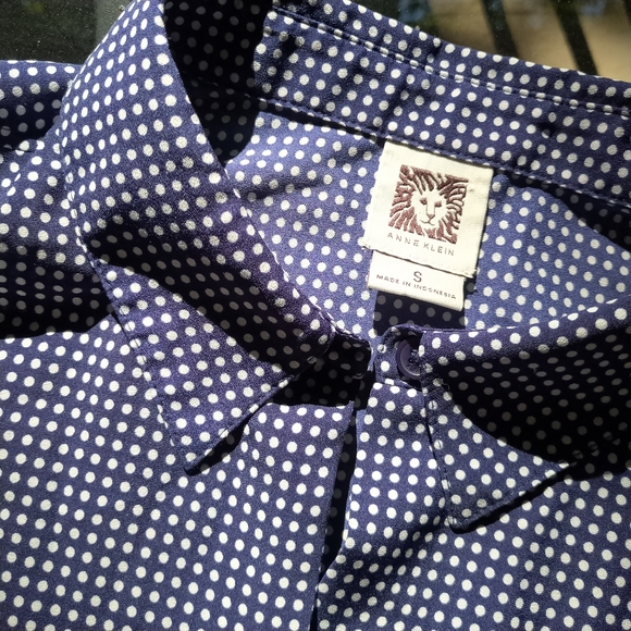 ANNE KLEIN POLKA DOT NO SLEEVE SHIRT S - Picture 2 of 4